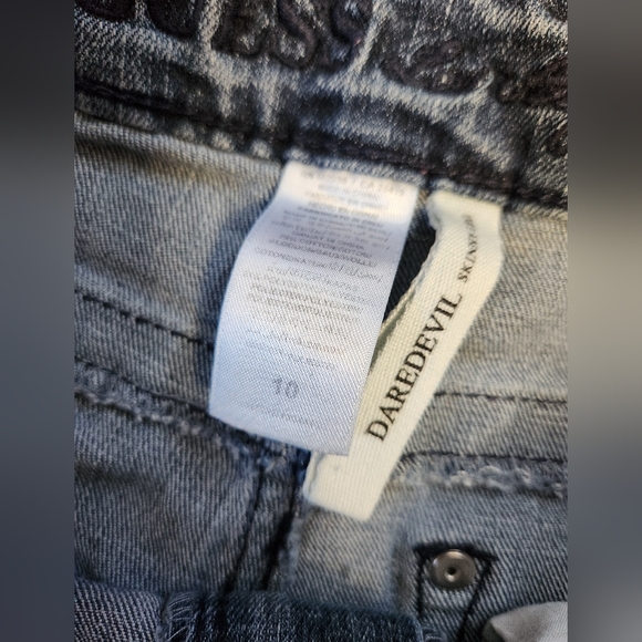 Girls Guess Daredevil skinny med wash with sequin patches size 10 - Picture 5 of 6